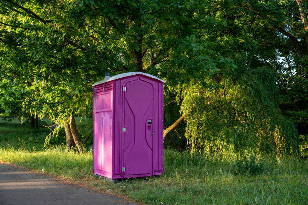 Portable Toilet Options We Offer in Devine, TX